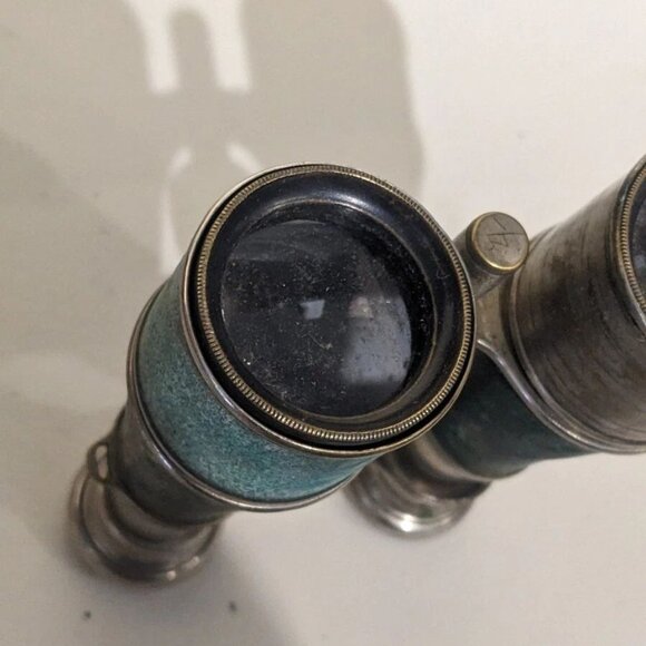 Vintage WORLD WAR II Army Binoculars CANADA Brass Military Spec Antique - Picture 8 of 12